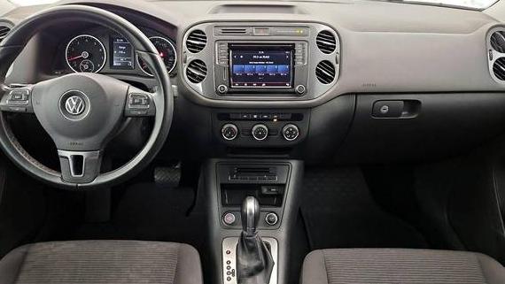 VOLKSWAGEN TIGUAN LIMITED 2018 WVGAV7AX4JK002975 image VOLKSWAGEN TIGUAN LIMITED 2018 WVGAV7AX4JK002975 image